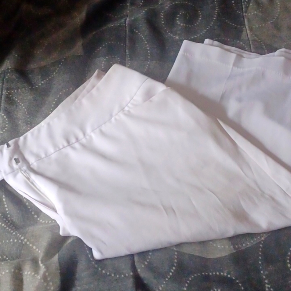 White cropped dress pants